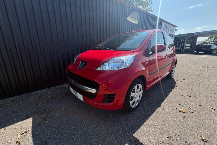 undefined Peugeot 107 fra 2010