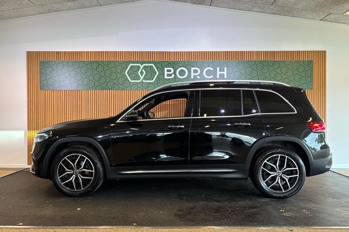 Sort Mercedes EQB300 fra 2022