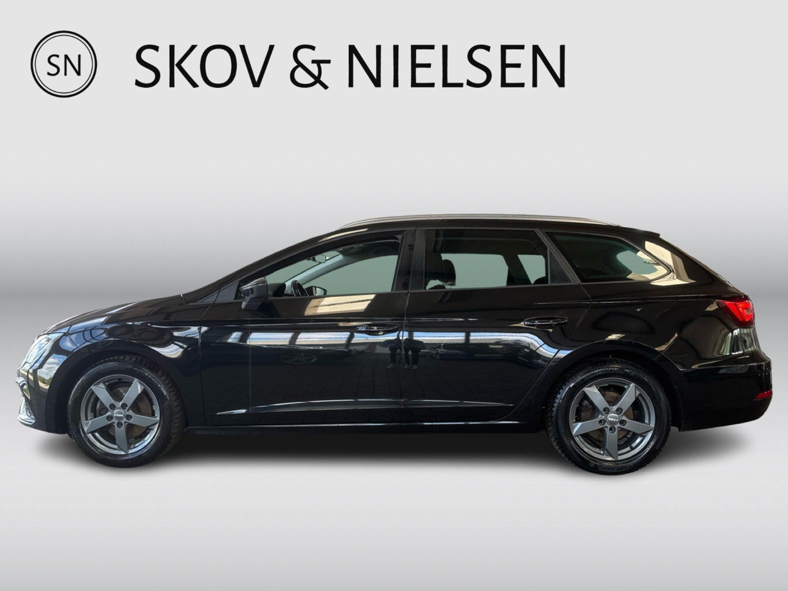 Sort Seat Leon fra 2019