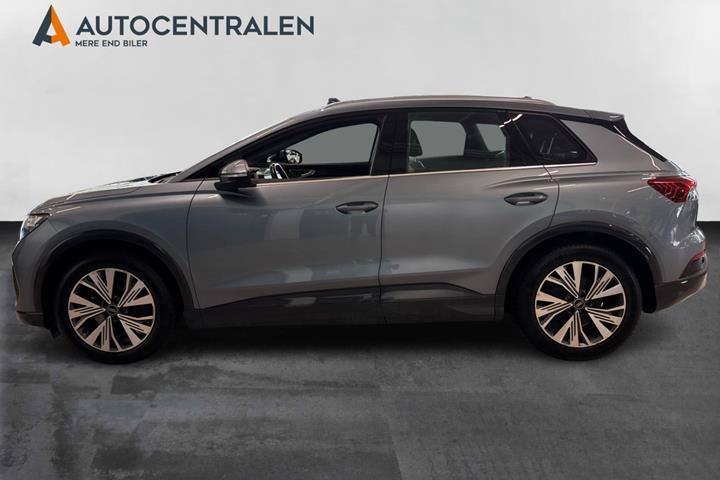 Blå Audi Q4 e-tron fra 2021