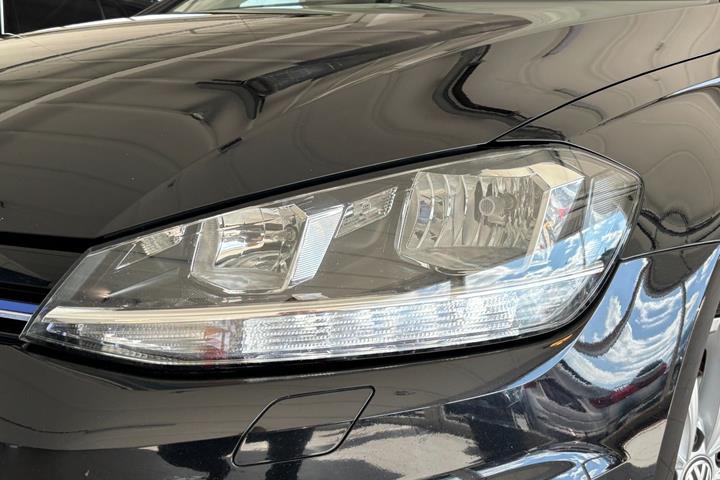 Sort VW Golf VII fra 2018