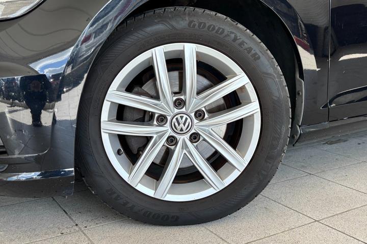 Sort VW Golf VII fra 2018