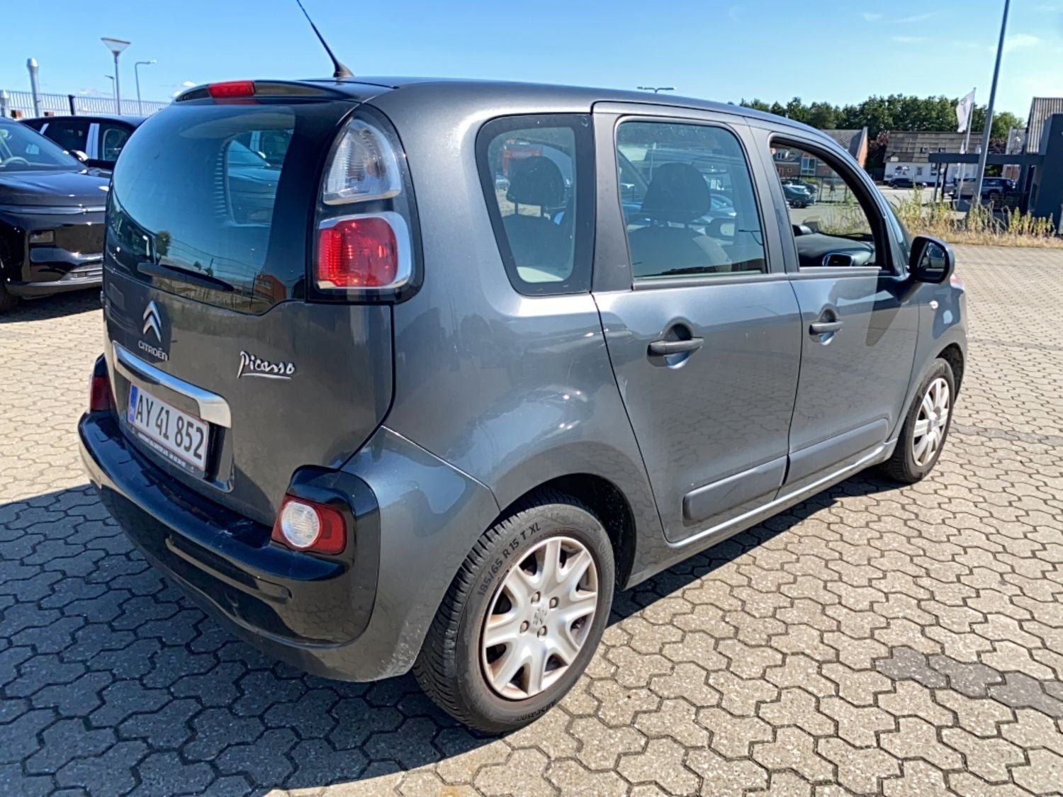 Grå Citroën C3 Picasso fra 2015