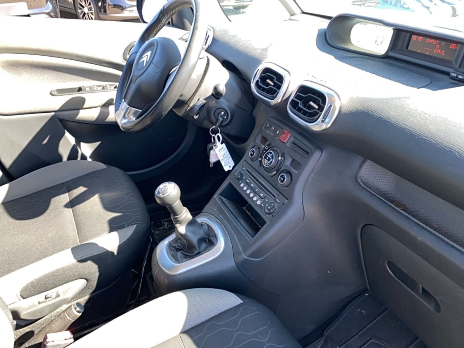 Grå Citroën C3 Picasso fra 2015