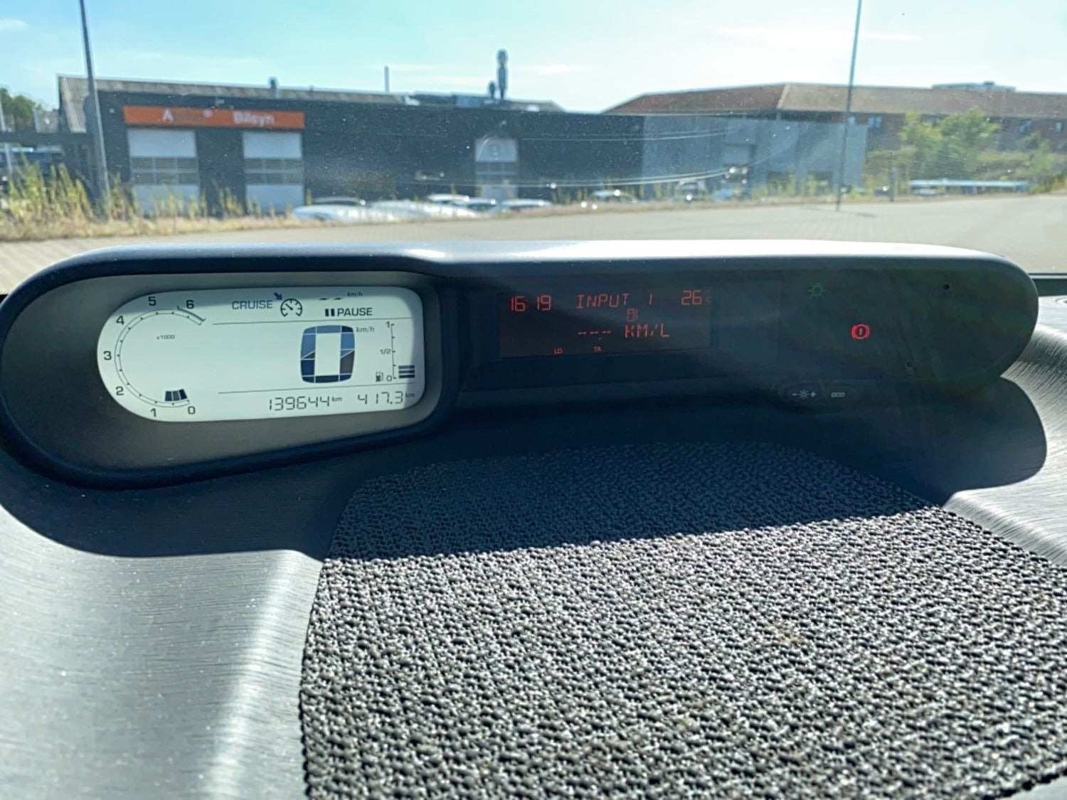 Grå Citroën C3 Picasso fra 2015