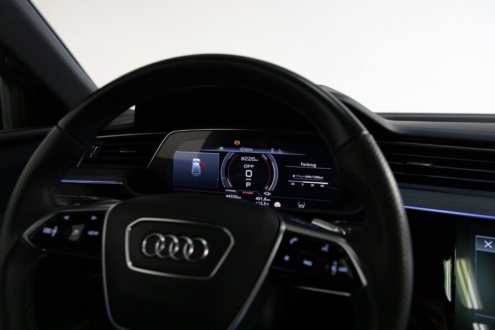 Sort Audi e-tron S fra 2022