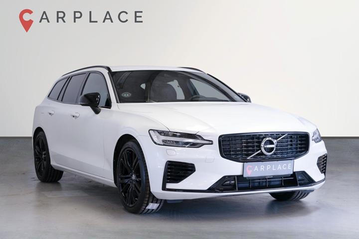 Hvid Volvo V60 fra 2022