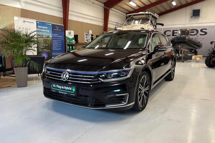 Sort VW Passat fra 2018
