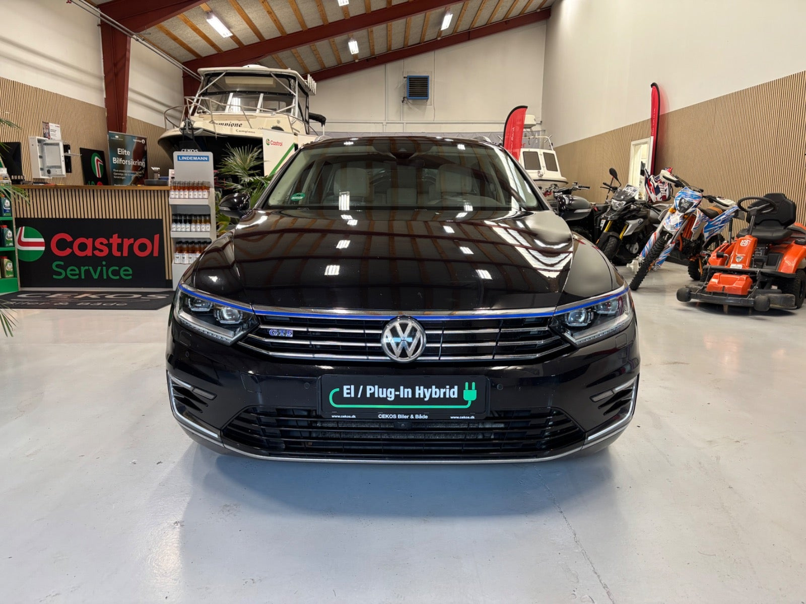 Sort VW Passat fra 2018