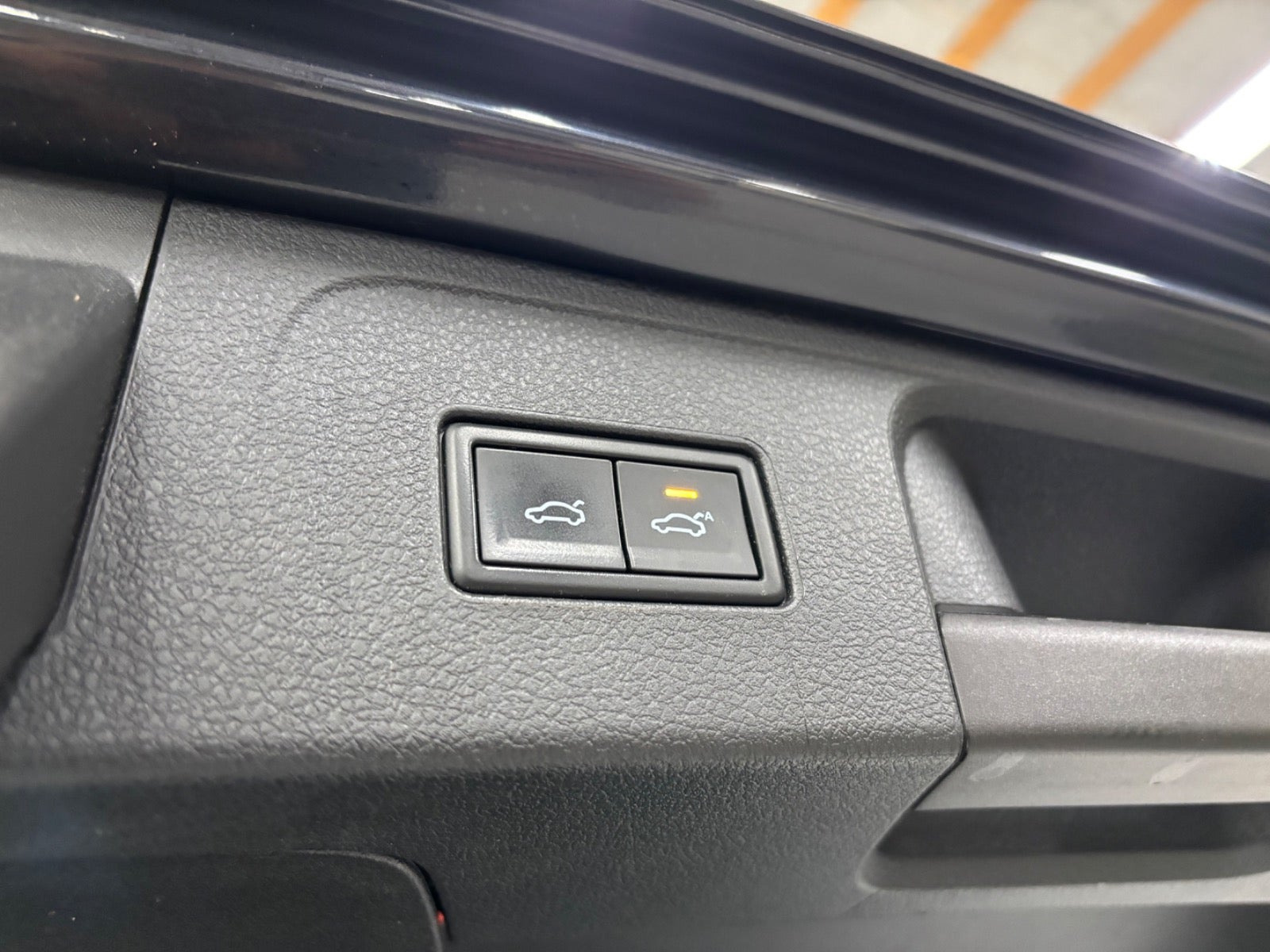 Sort VW Passat fra 2018