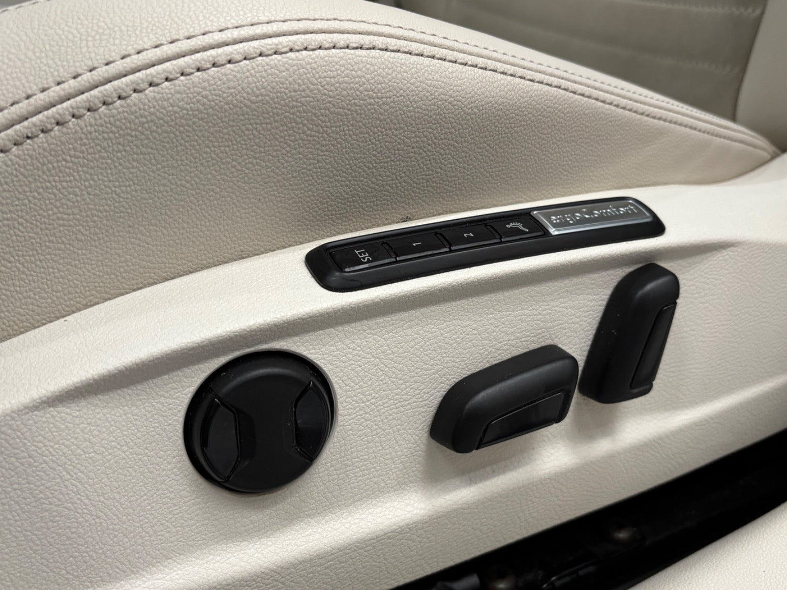 Sort VW Passat fra 2018