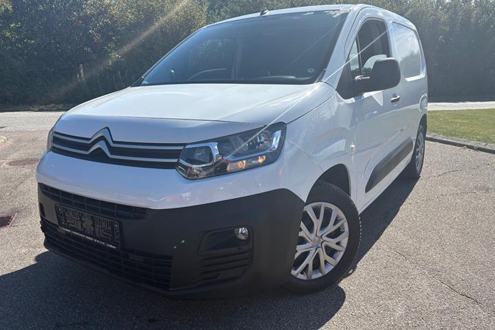 Hvid Citroën Berlingo fra 2019