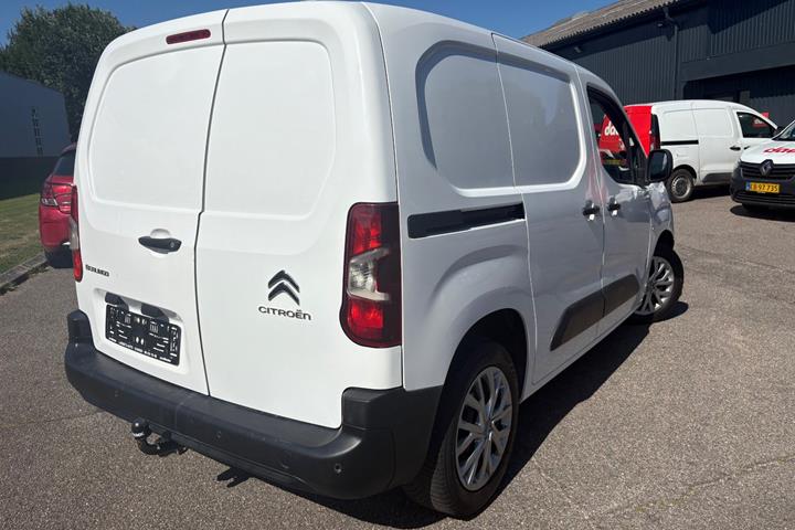 Hvid Citroën Berlingo fra 2019