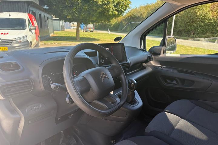Hvid Citroën Berlingo fra 2019