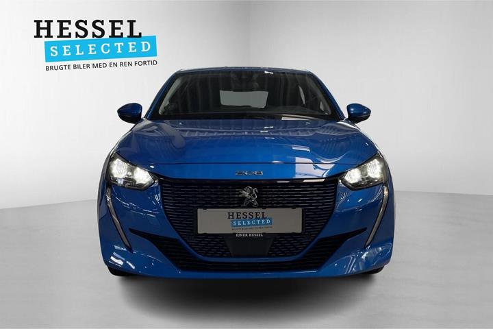 Blå Peugeot e-208 fra 2021