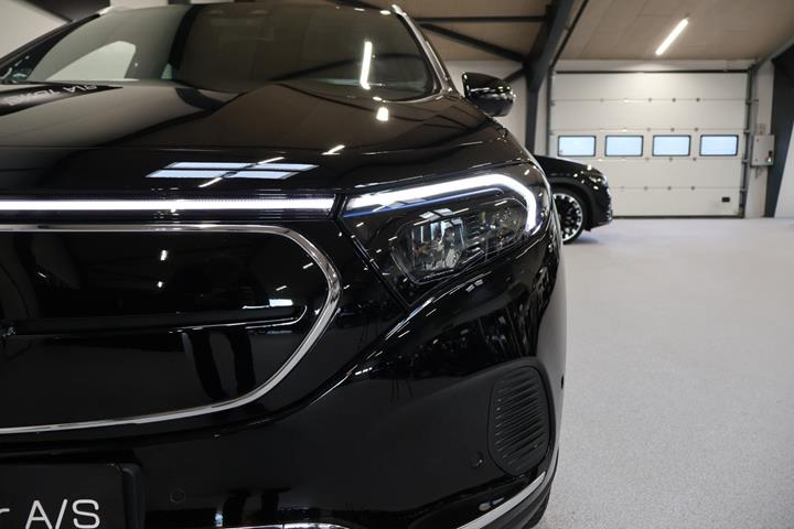 Sort Mercedes EQA250 fra 2022
