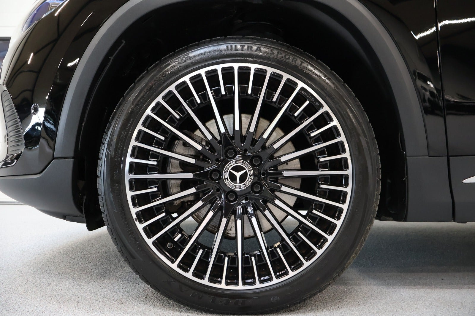Sort Mercedes EQA250 fra 2022
