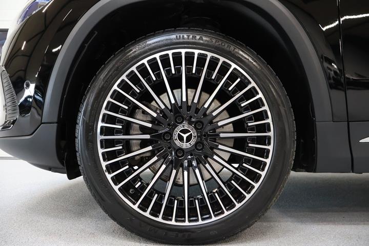 Sort Mercedes EQA250 fra 2022