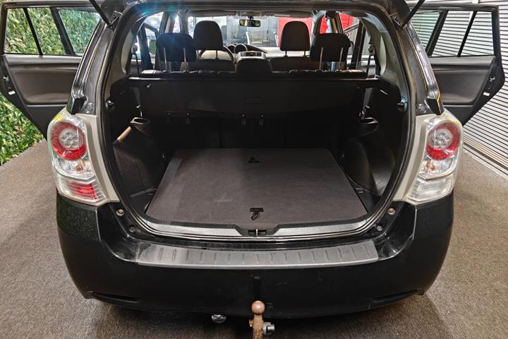 undefined Toyota Verso fra 2010