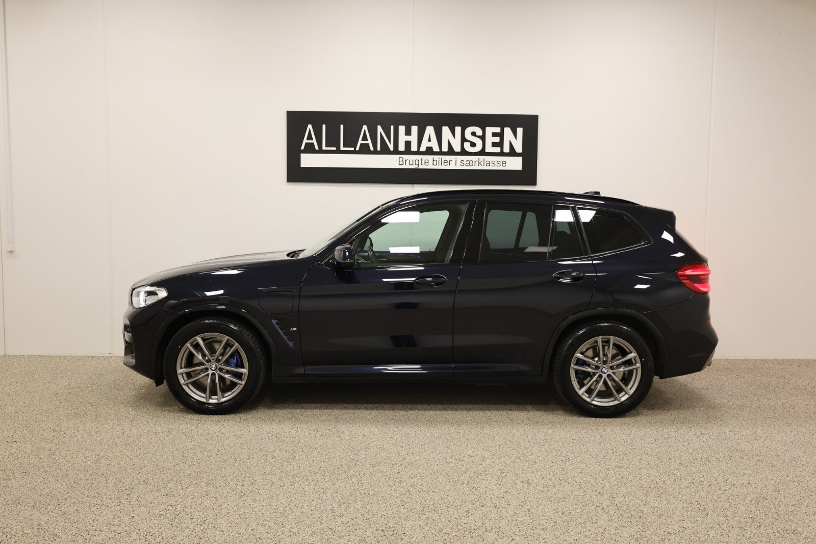 Sort BMW X3 fra 2021