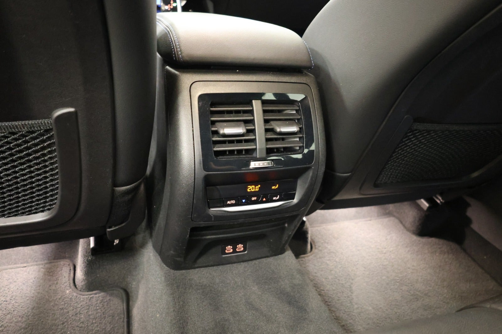 Sort BMW X3 fra 2021