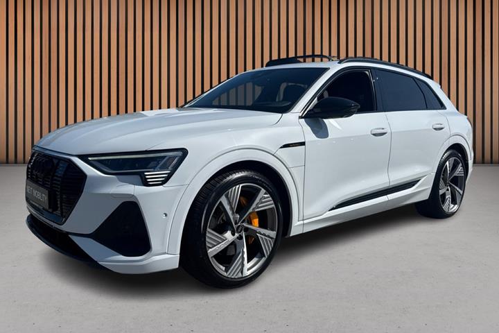 Sort Audi e-tron fra 2022
