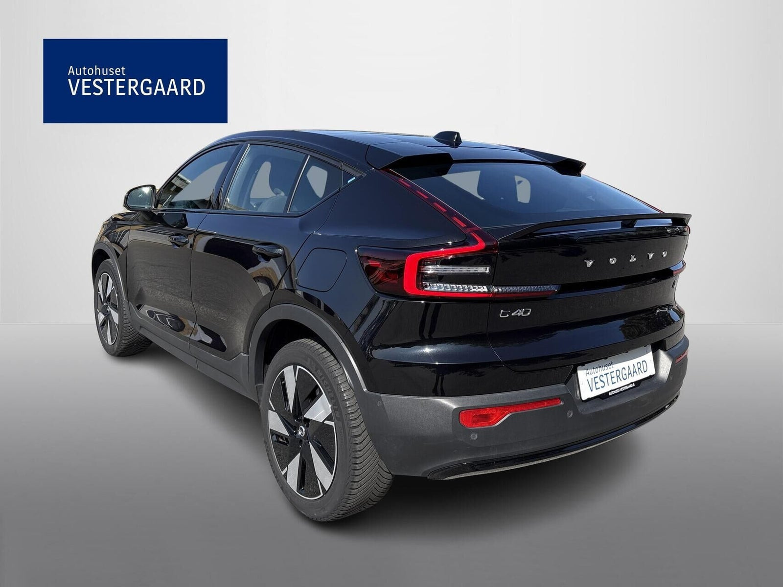 Sort Volvo C40 fra 2024