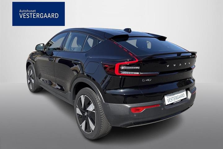 Sort Volvo C40 fra 2024