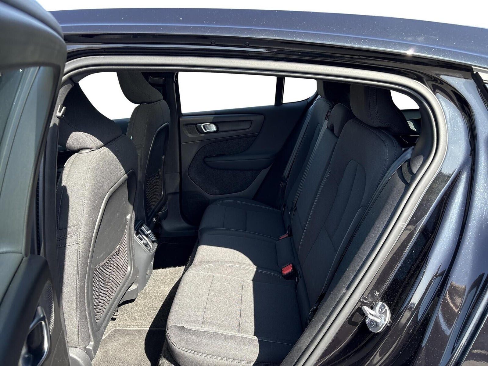 Sort Volvo C40 fra 2024