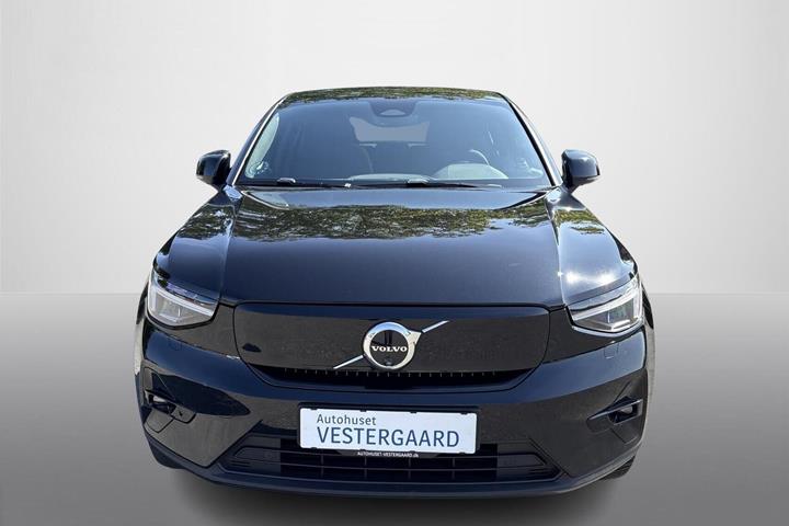 Sort Volvo C40 fra 2024