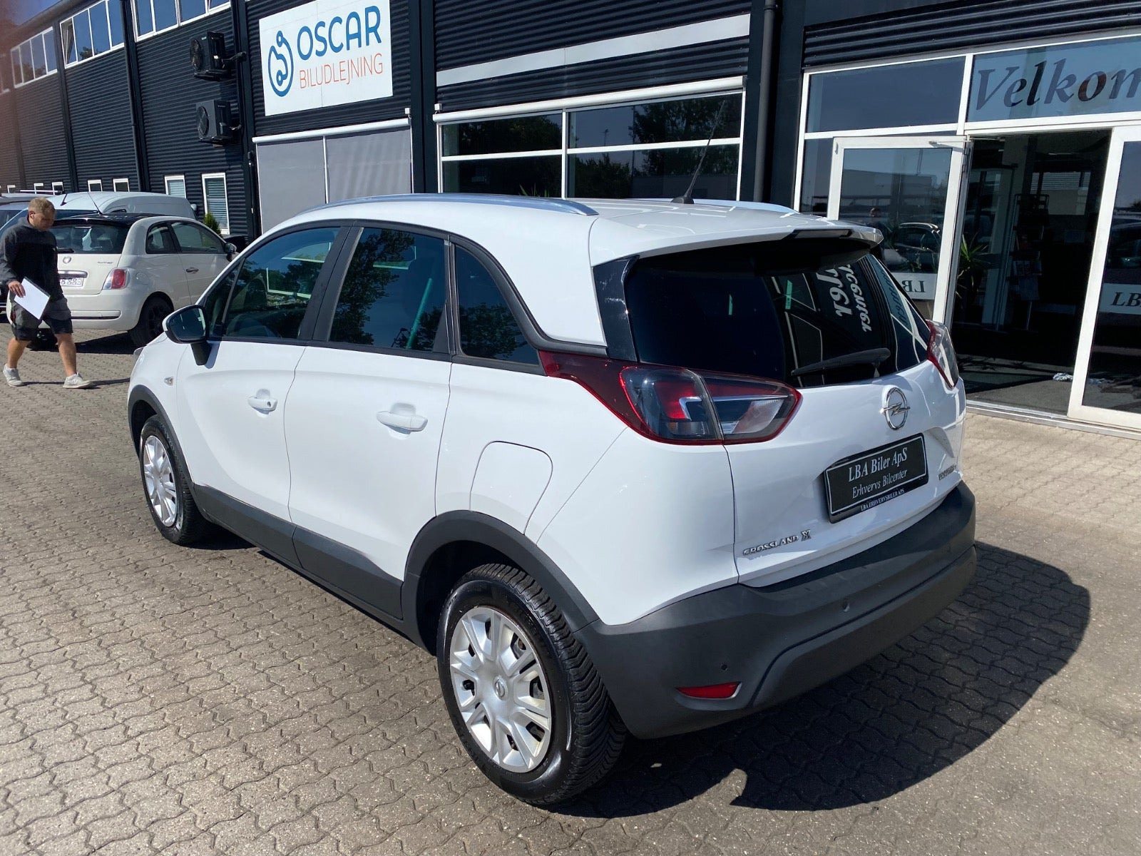 Hvid Opel Crossland X fra 2019