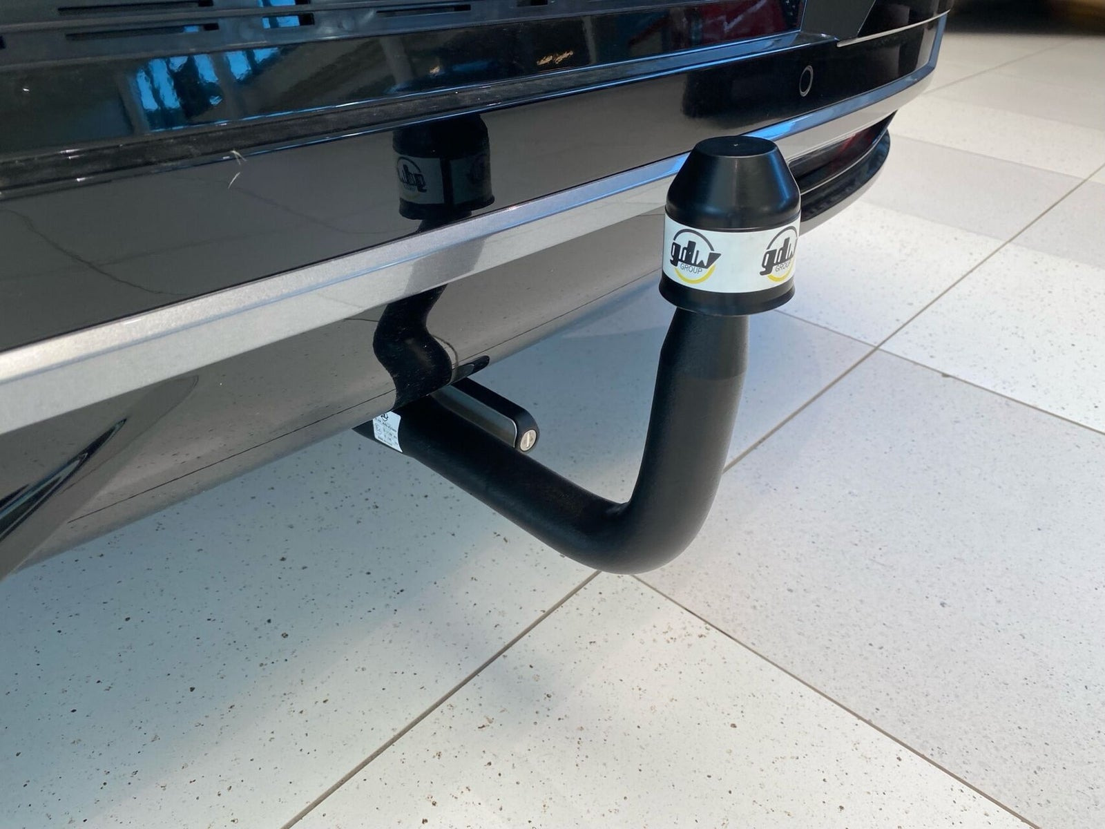 Beige Renault Megane E-Tech fra 2023