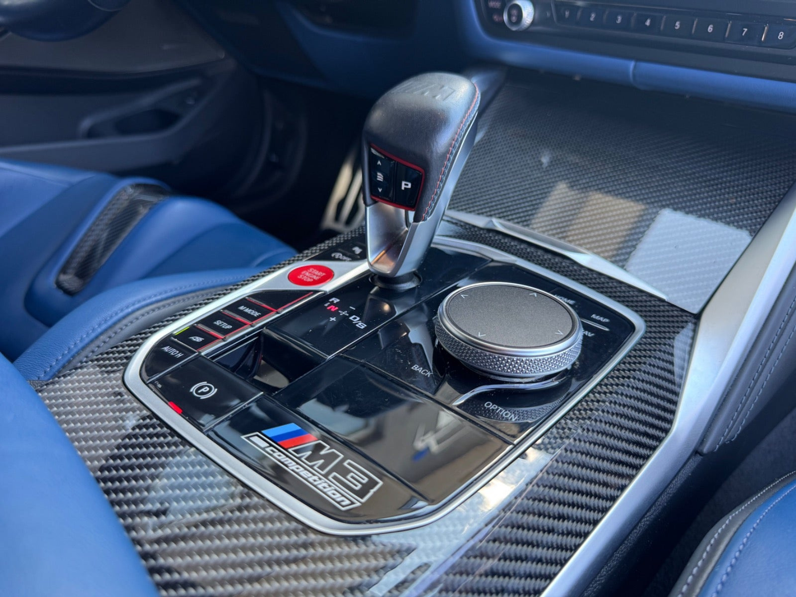 Sort BMW M3 fra 2022
