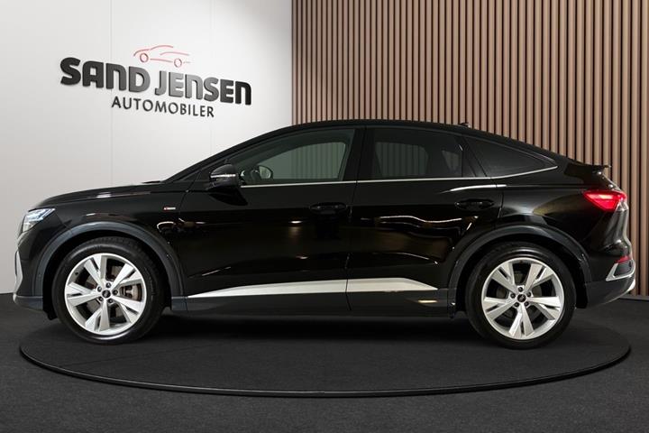 Sort Audi Q4 e-tron fra 2024