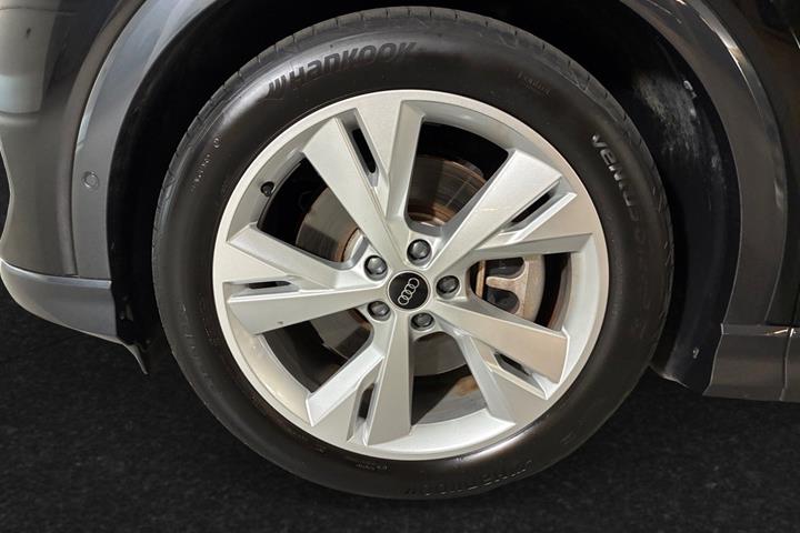 Sort Audi Q4 e-tron fra 2024