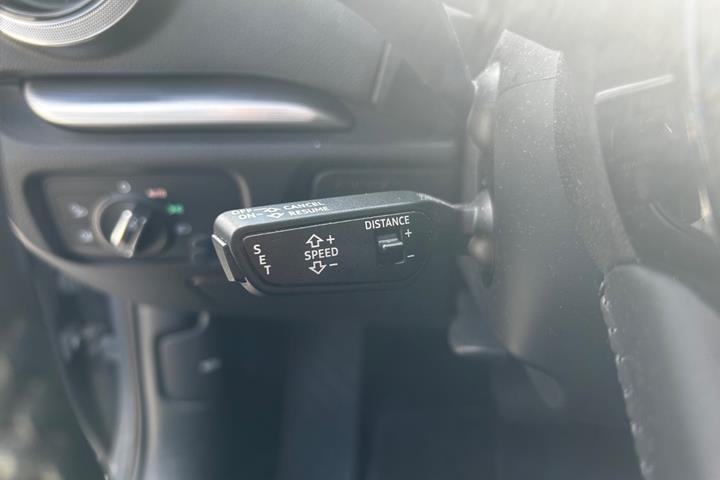 Grå Audi A3 fra 2020
