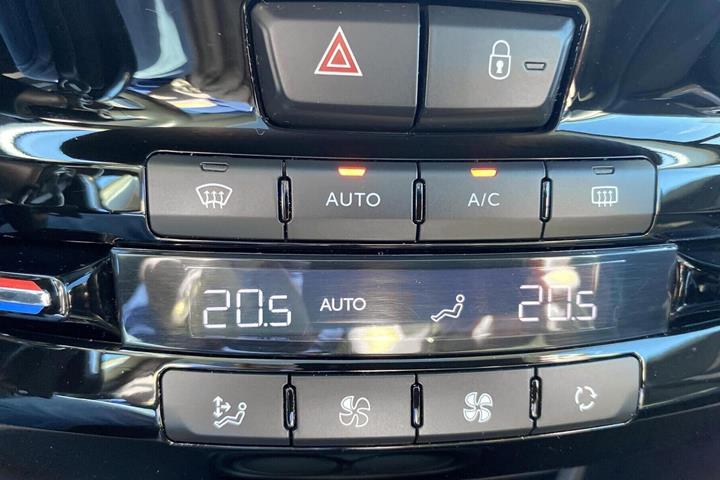 Bronze Peugeot 2008 fra 2015