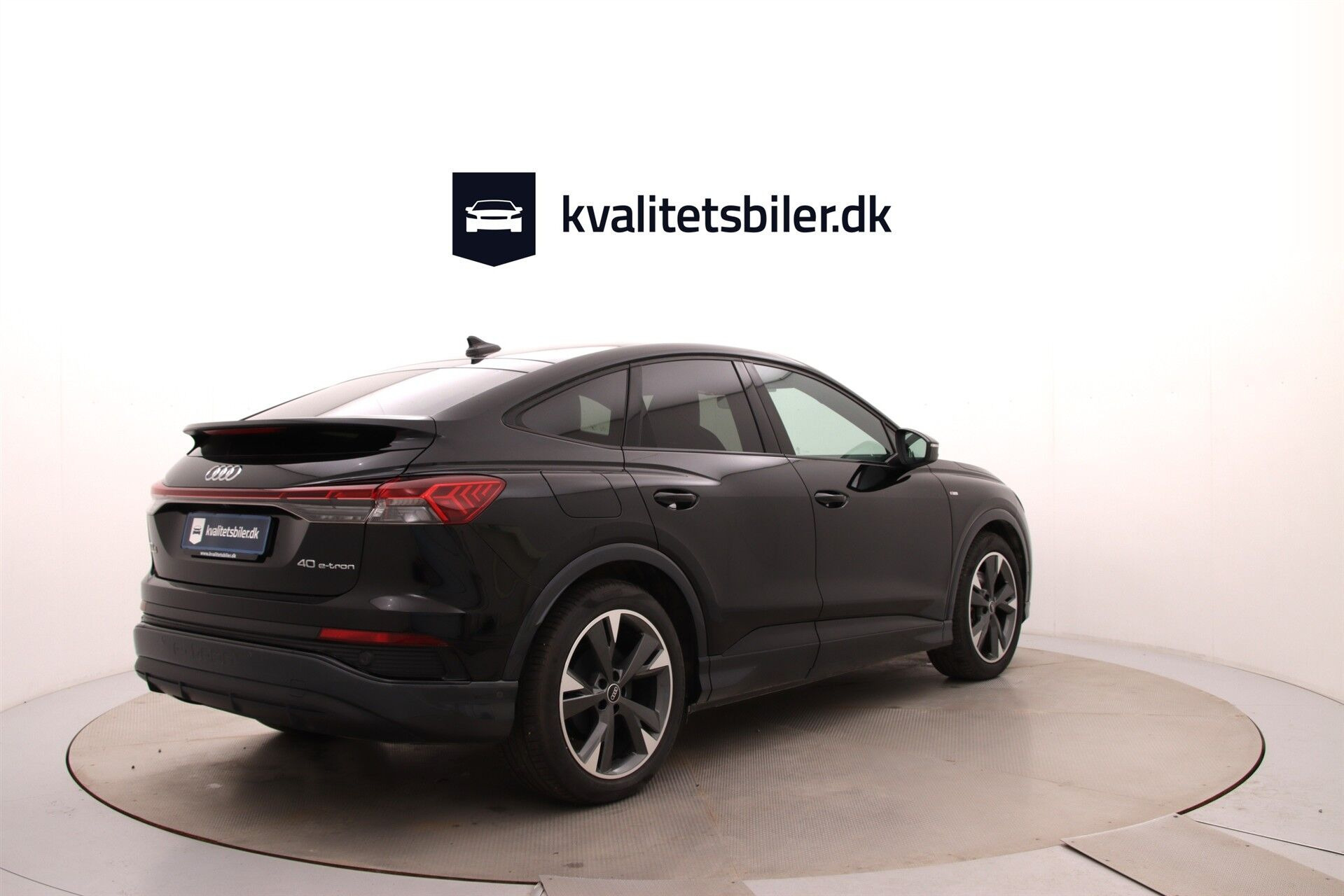 Sort Audi Q4 fra 2023