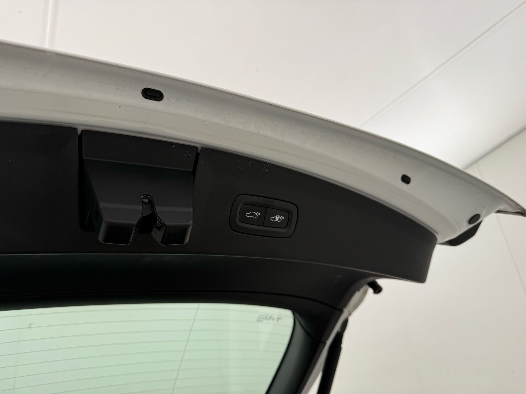 Hvid Polestar 2 fra 2021