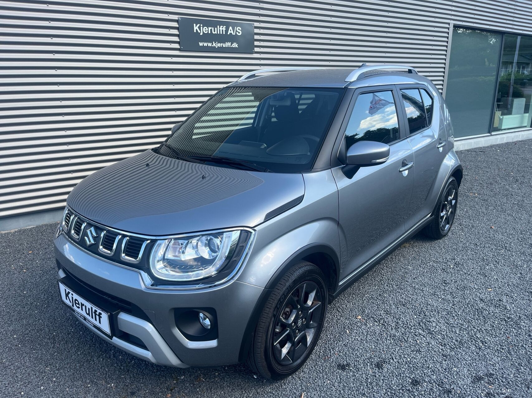 Sølv Suzuki Ignis fra 2023
