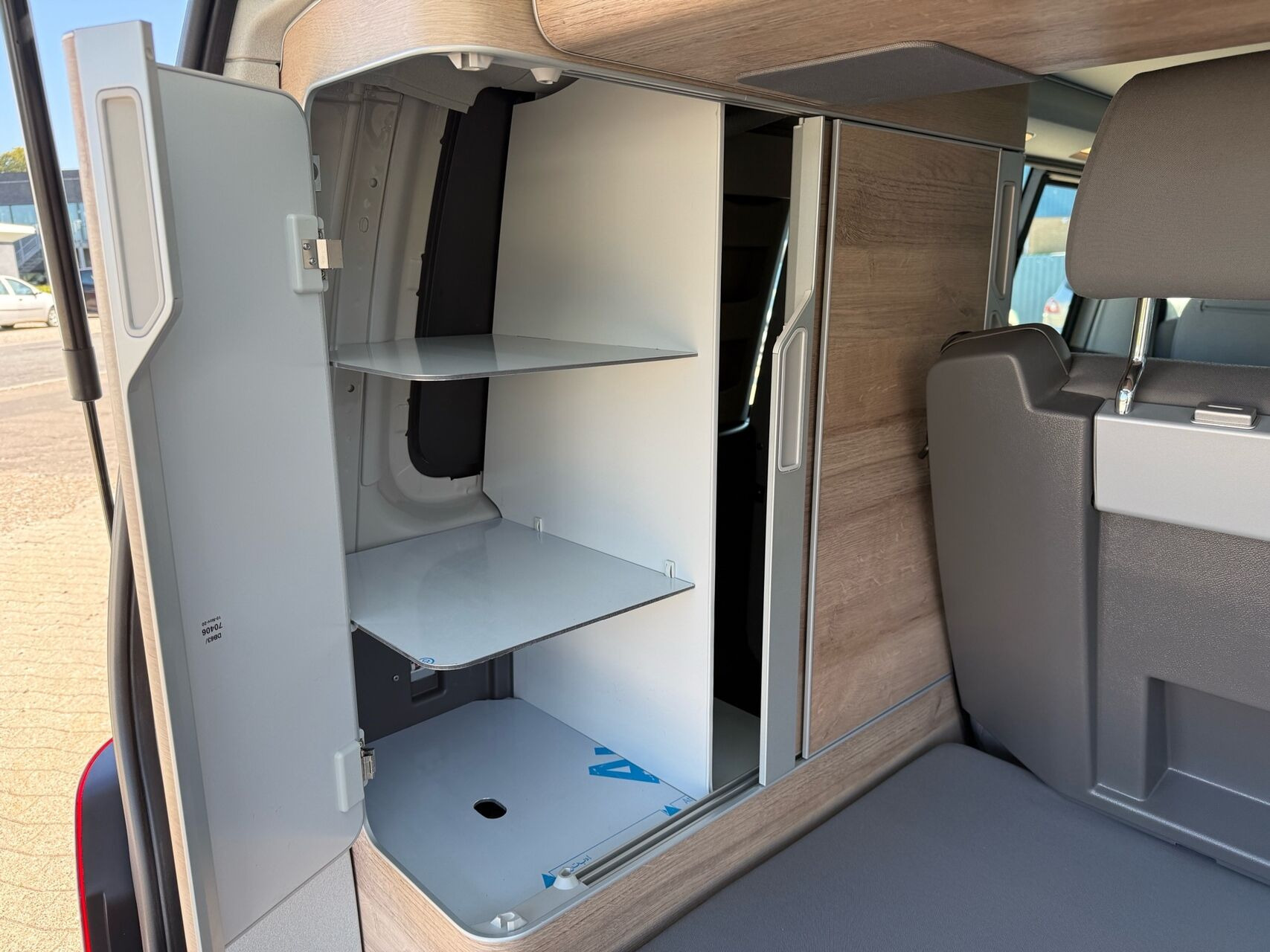 Grå VW California fra 2021