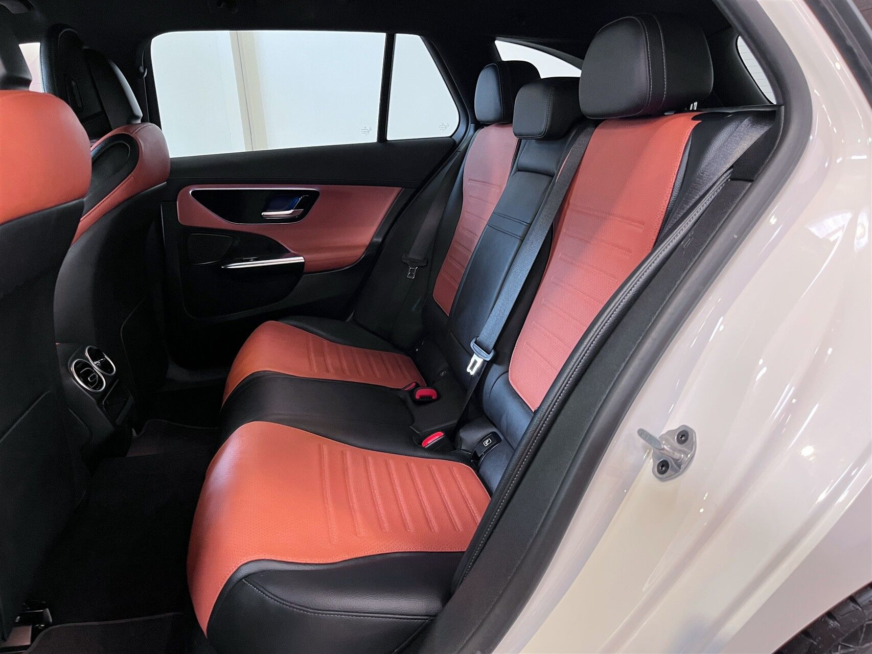Hvid Mercedes C220 d fra 2022