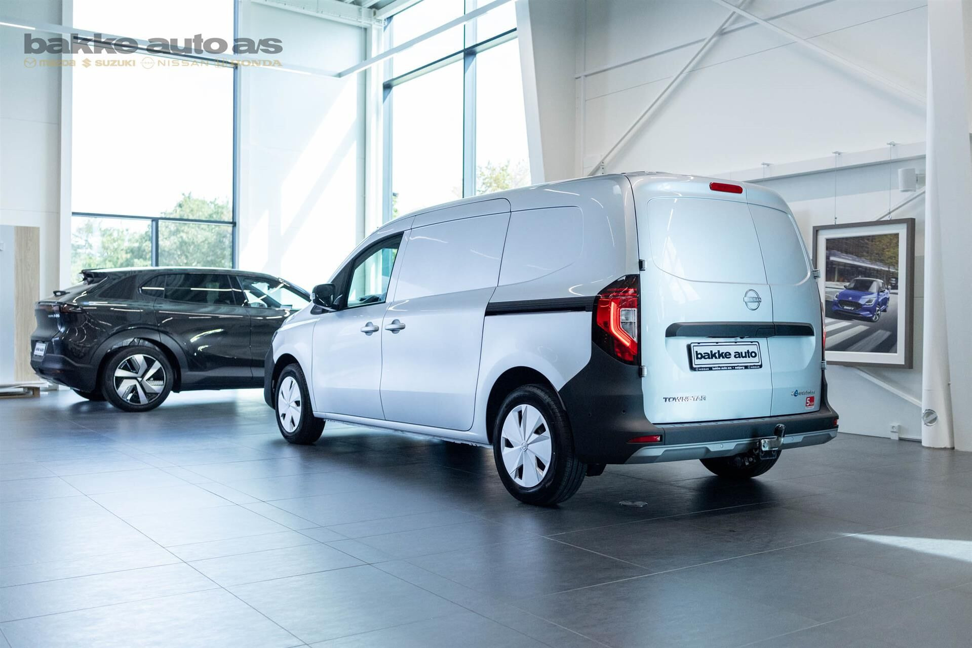 Sølv Nissan Townstar fra 2025
