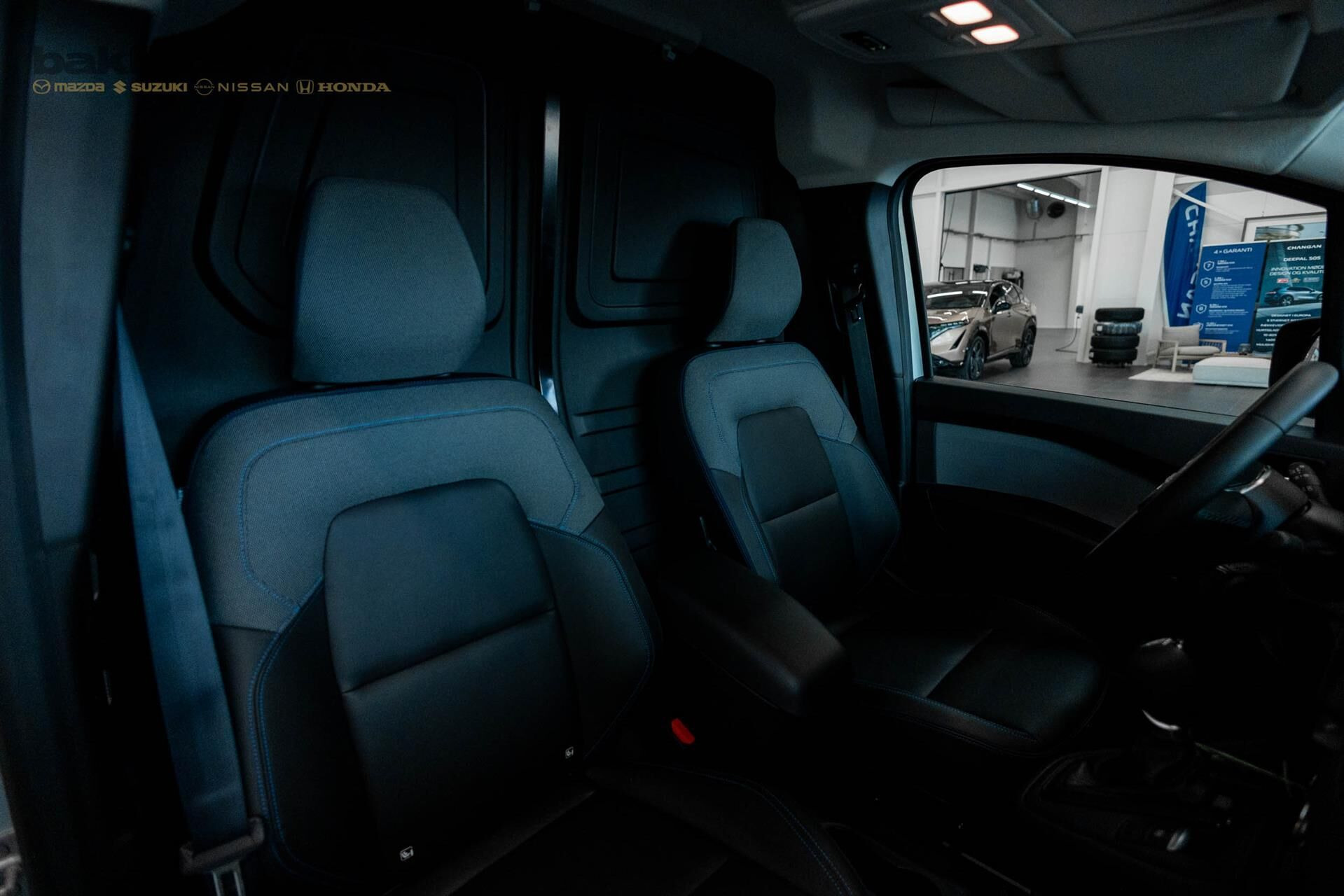 Sølv Nissan Townstar fra 2025