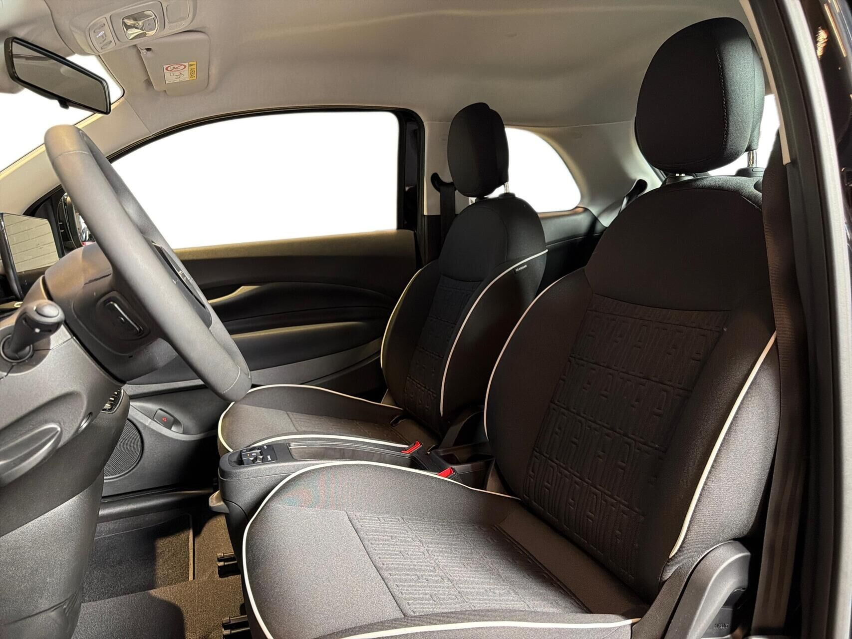 Sort Fiat 500e fra 2023
