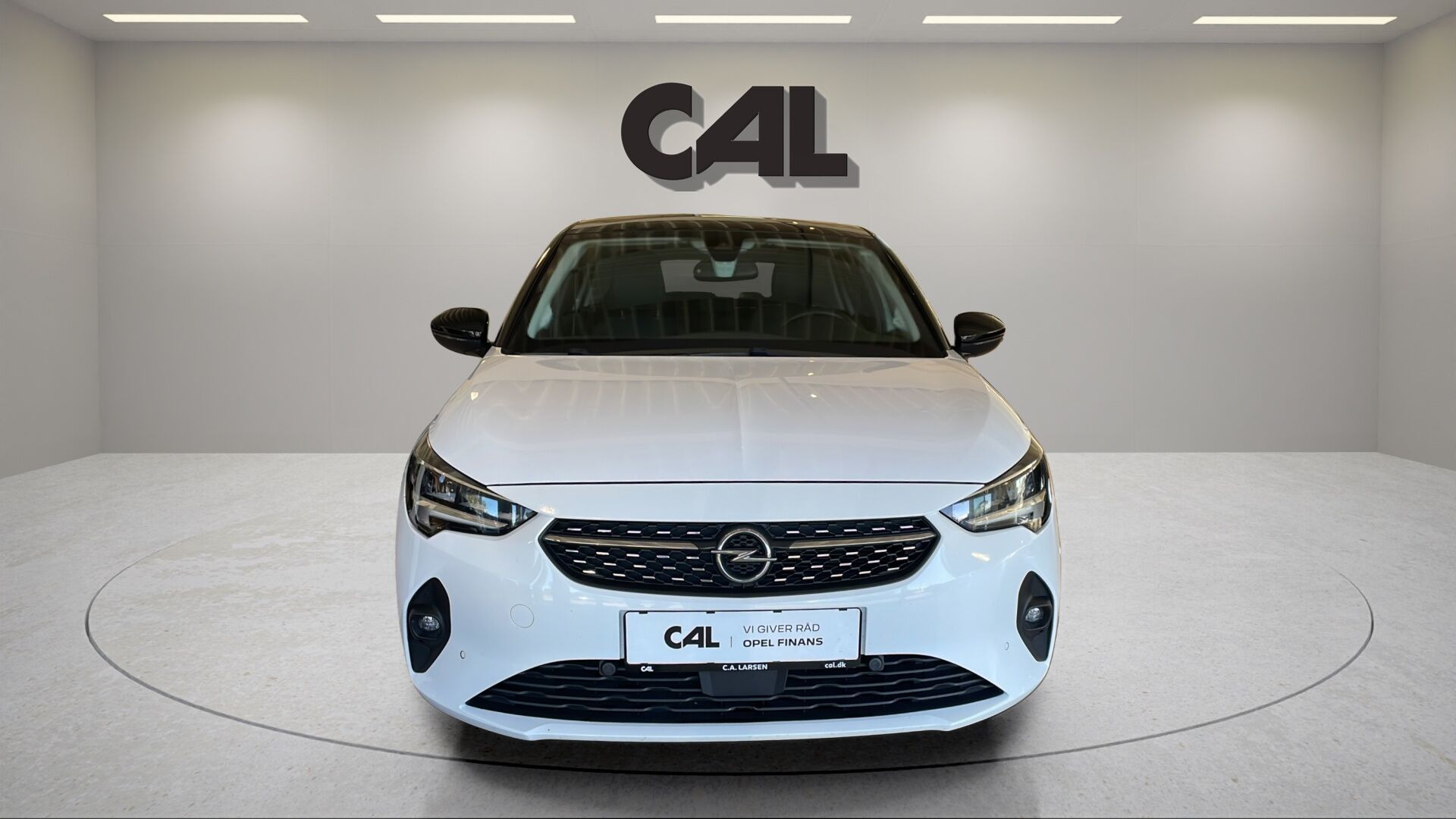 Hvid Opel Corsa fra 2020