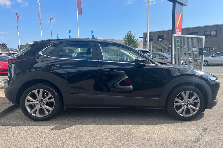 Sort Mazda CX-30 fra 2019