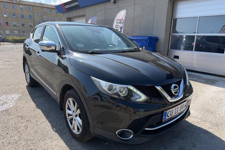 Sort Nissan Qashqai fra 2017