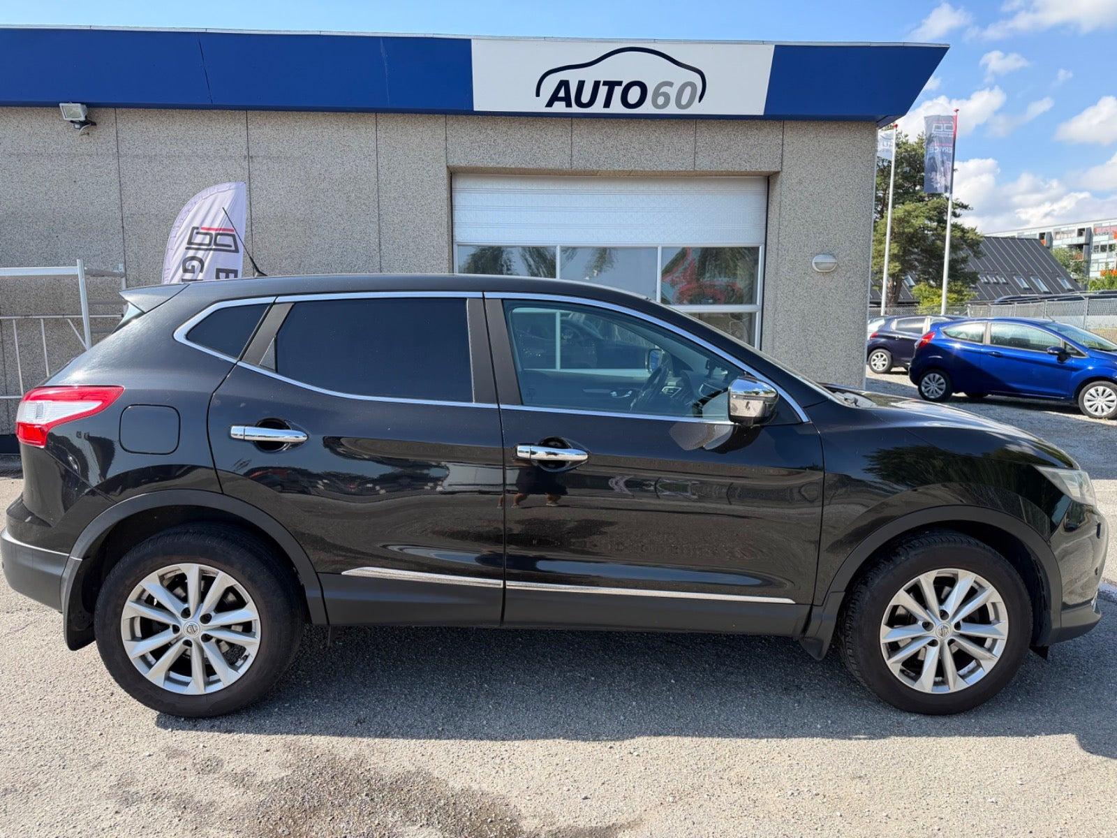 Sort Nissan Qashqai fra 2017