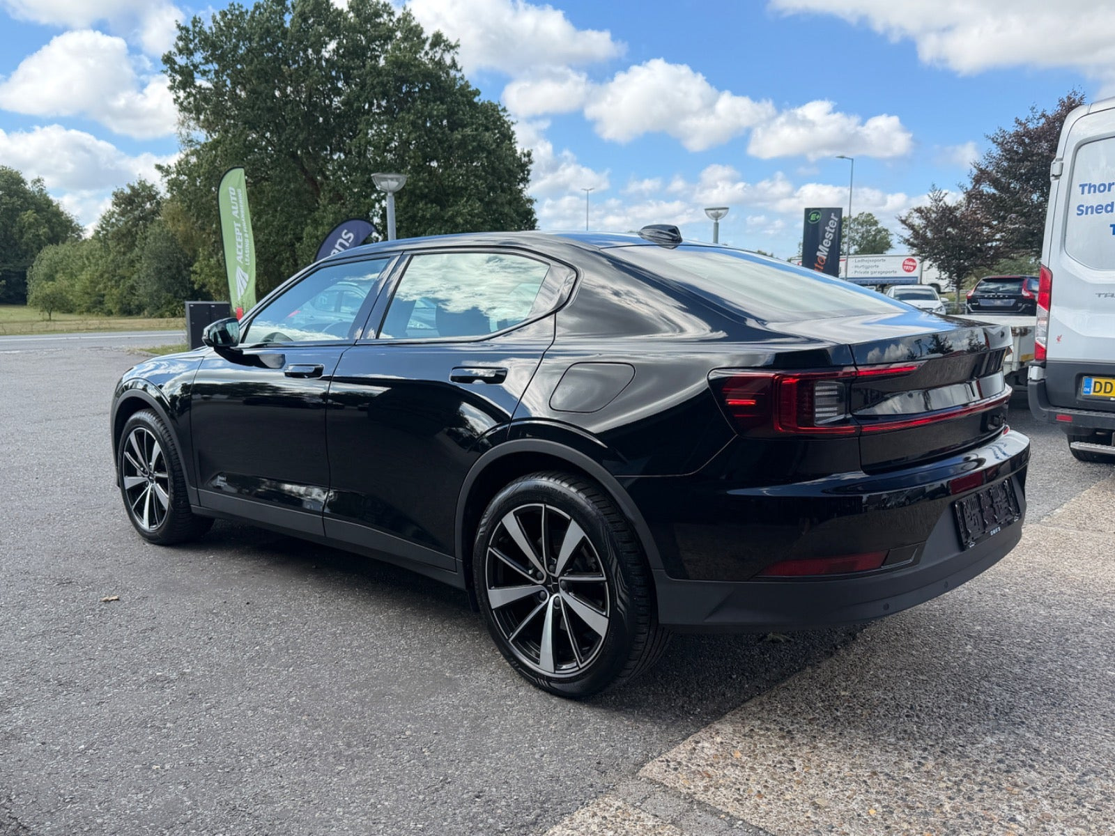 Sort Polestar 2 fra 2022